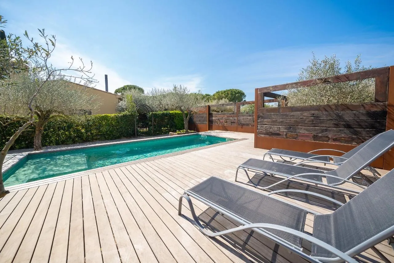 Villa Angela Palau-Sator 0*,  Spain
